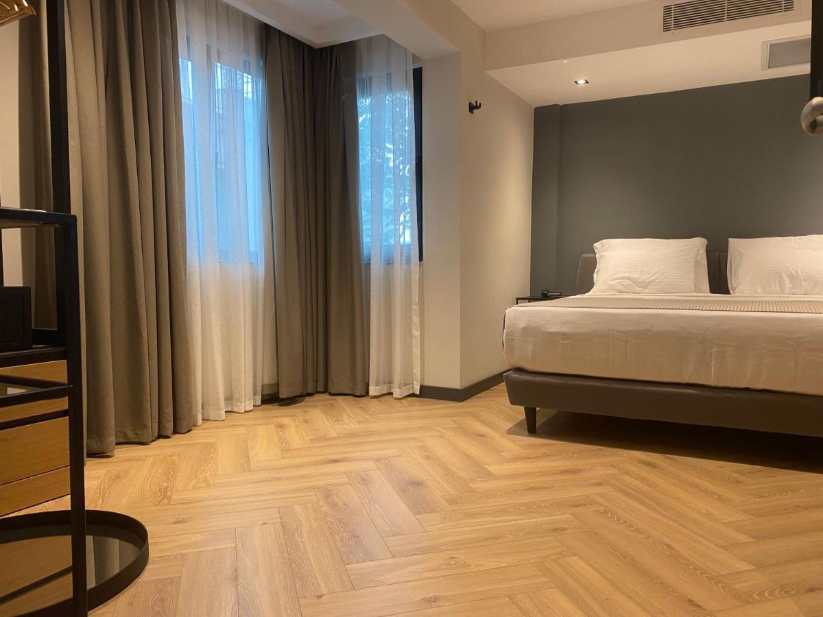 אנטליה In The Middle Hotel מראה חיצוני תמונה