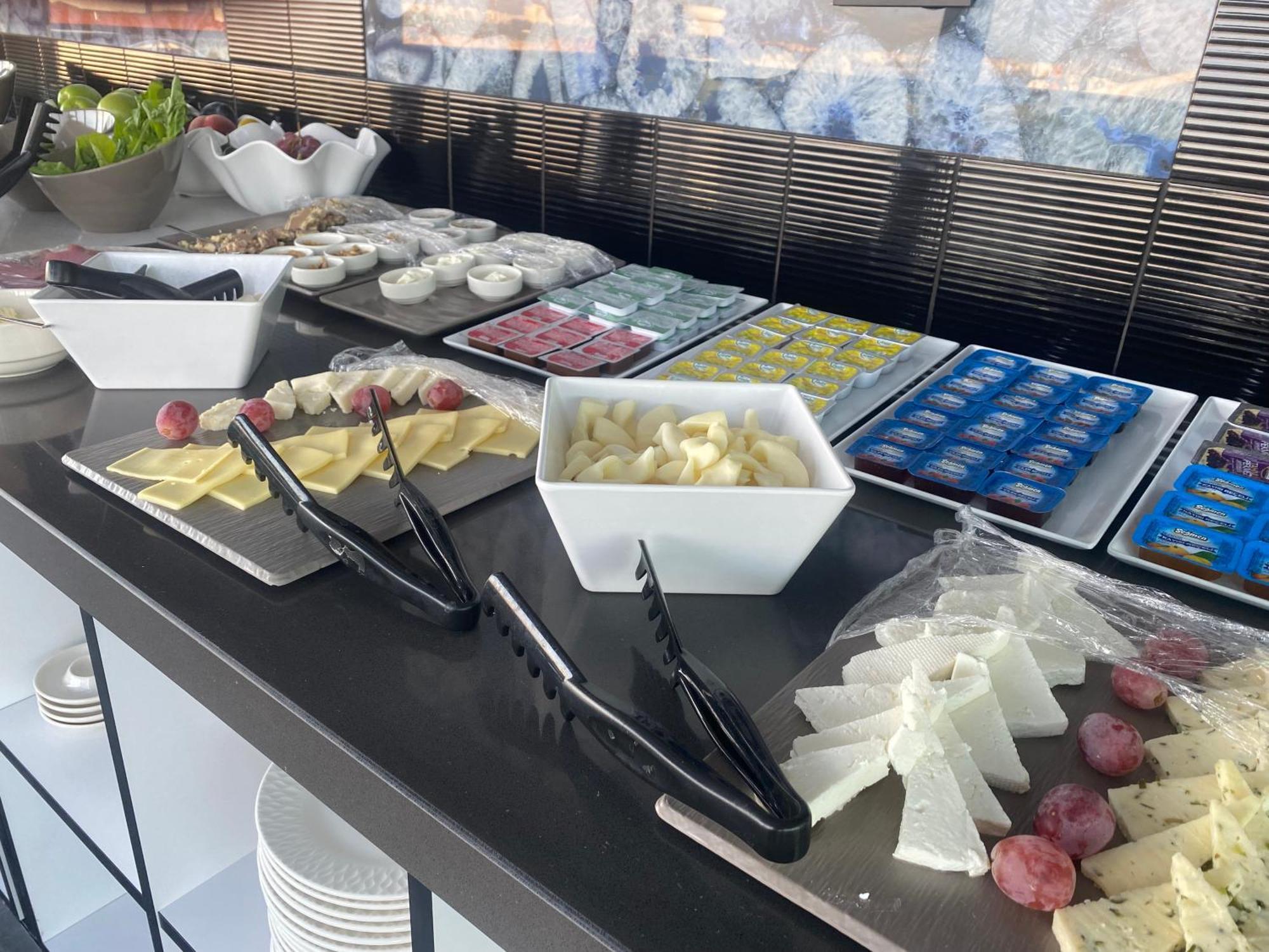אנטליה In The Middle Hotel מראה חיצוני תמונה