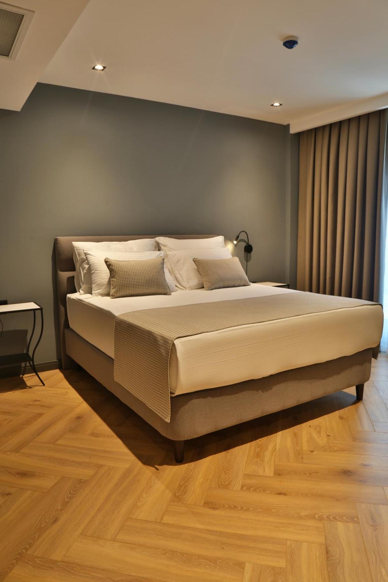 אנטליה In The Middle Hotel מראה חיצוני תמונה