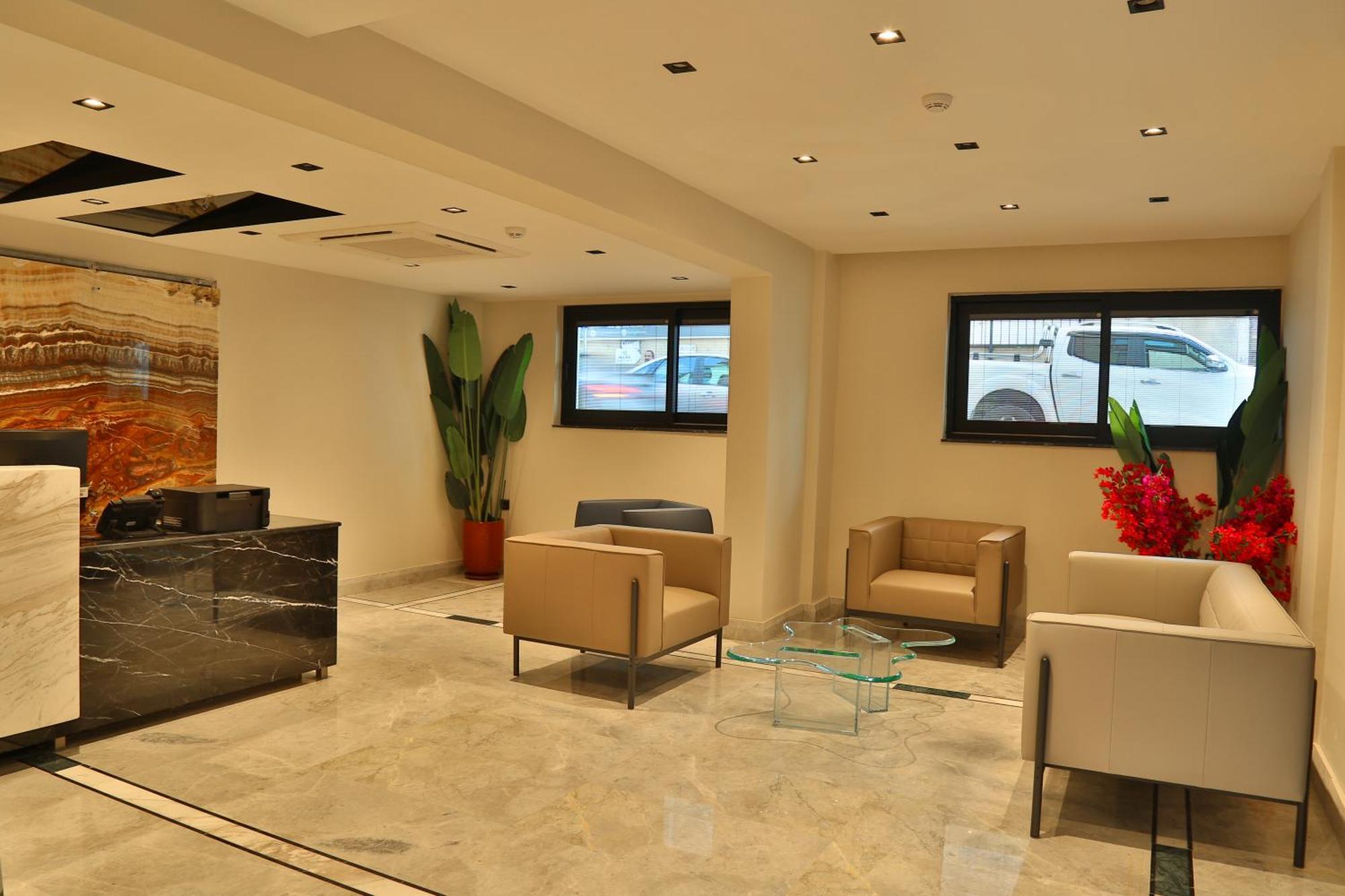 אנטליה In The Middle Hotel מראה חיצוני תמונה